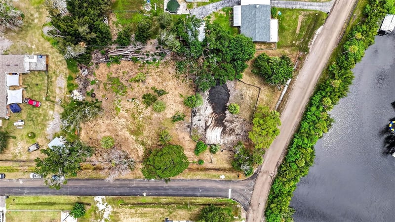 409 1st Ave NW, Ruskin, FL 33570