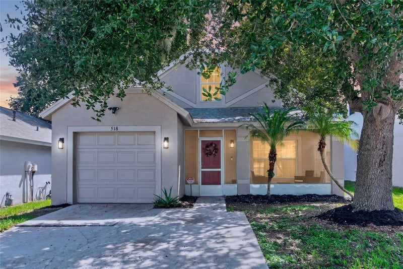 518 Summer Sails Dr, Valrico, FL 33594
