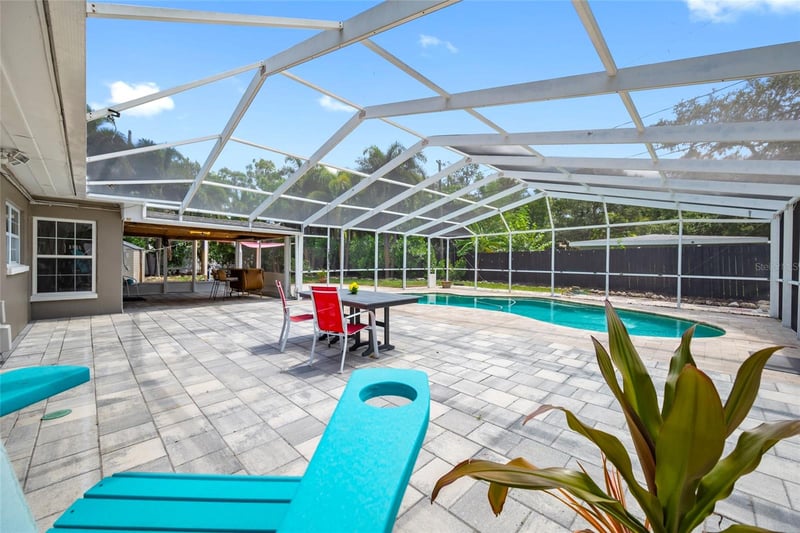 1211 Russell Dr N, St Petersburg, FL 33710