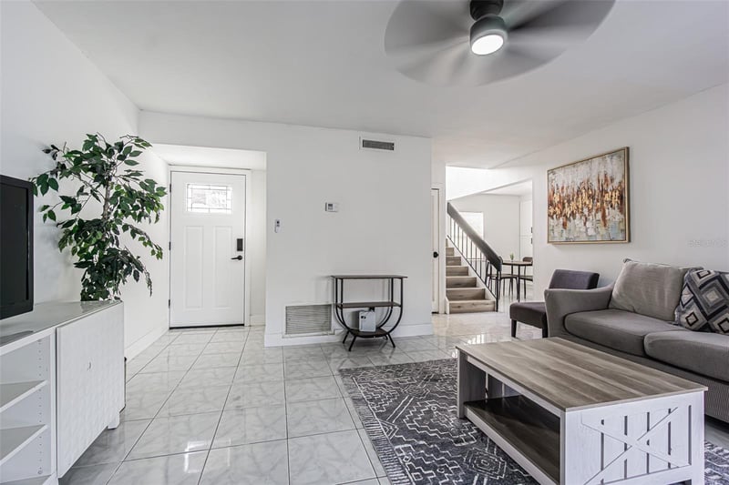 10305 Bramblewood Pl, Tampa, FL 33624