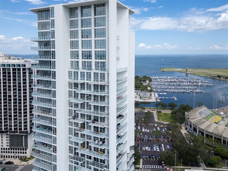 175 1st St S #1801, St Petersburg, FL 33701