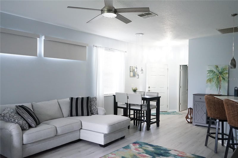 2032 Inverness Greens Dr #76, Sun City Center, FL 33573