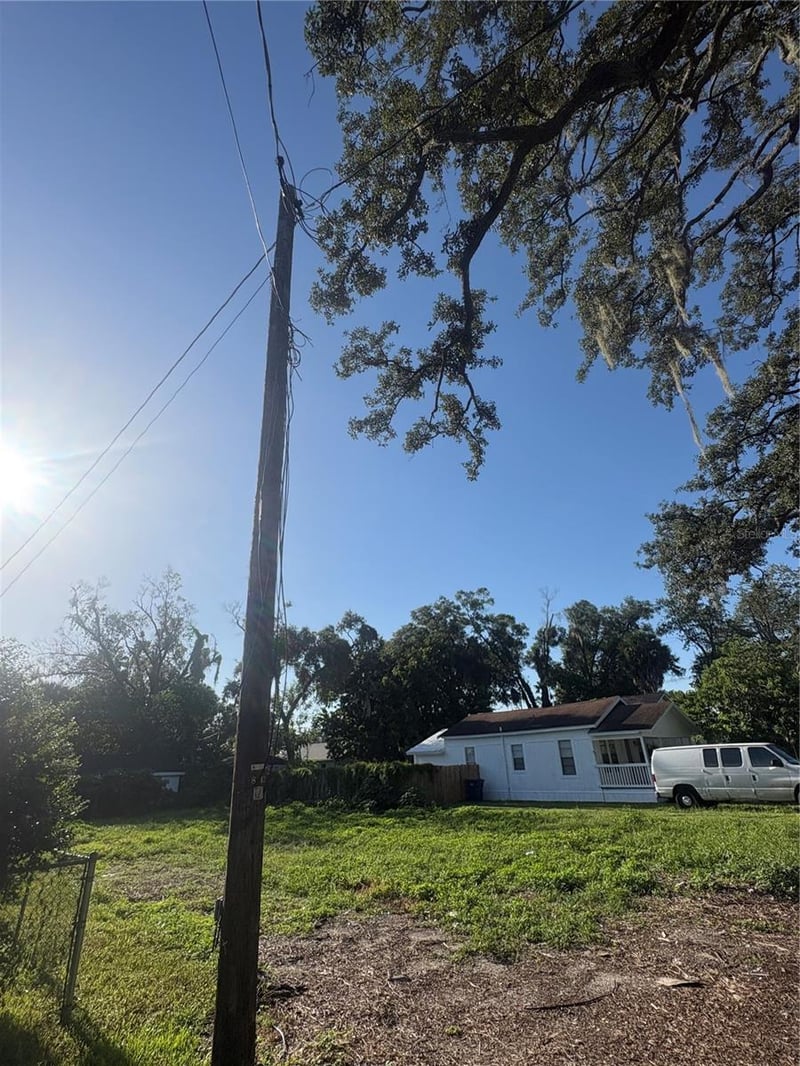 8312 N Klondyke St, Tampa, FL 33604