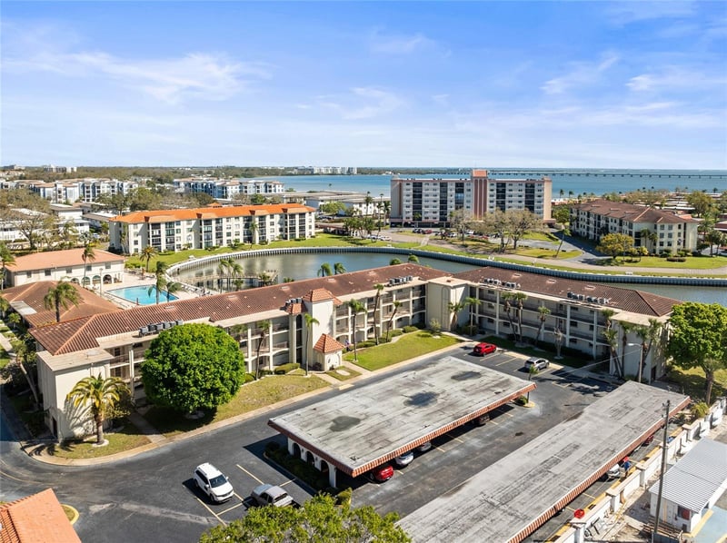 19029 Us Highway 19 N #7-9, Clearwater, FL 33764