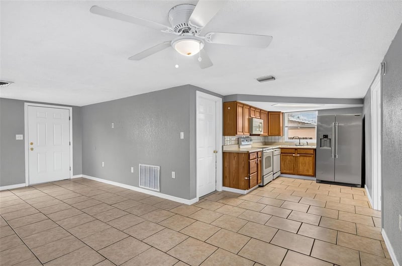 9831 Rainbow Ln, Port Richey, FL 34668