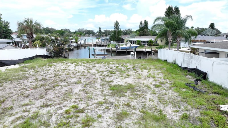 303 Morningside Dr, Palm Harbor, FL 34683