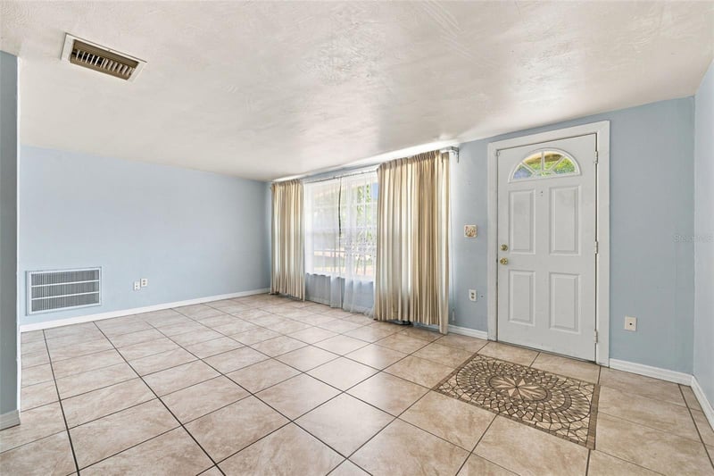 3431 Overland Dr, Holiday, FL 34691