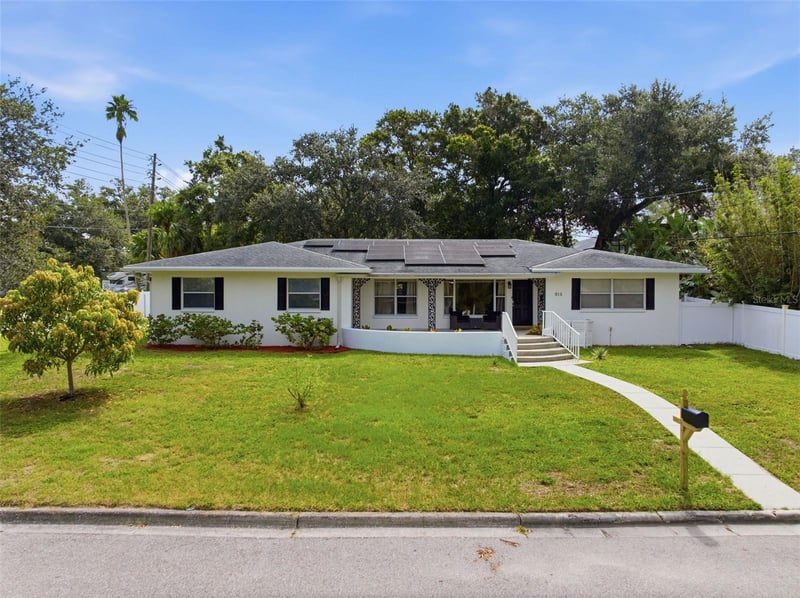 915 N Glenwood Ave, Clearwater, FL 33755