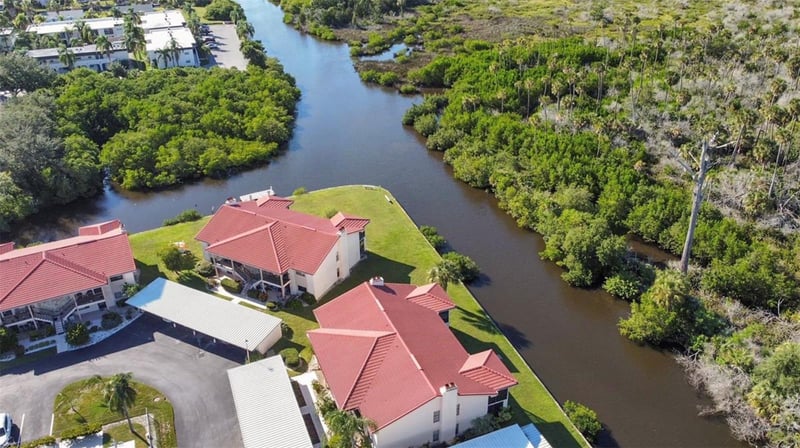 9940 Eagles Point Cir #4, Port Richey, FL 34668
