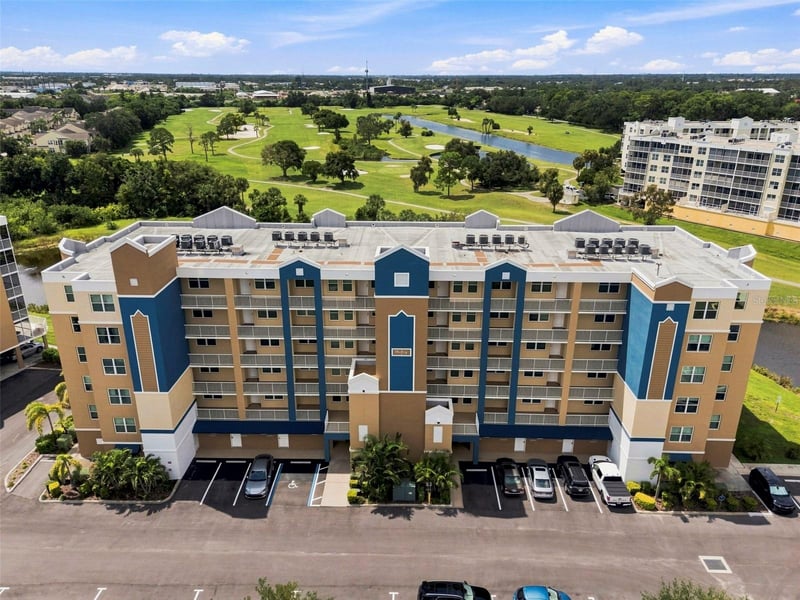 960 Starkey Rd #7205, Largo, FL 33771