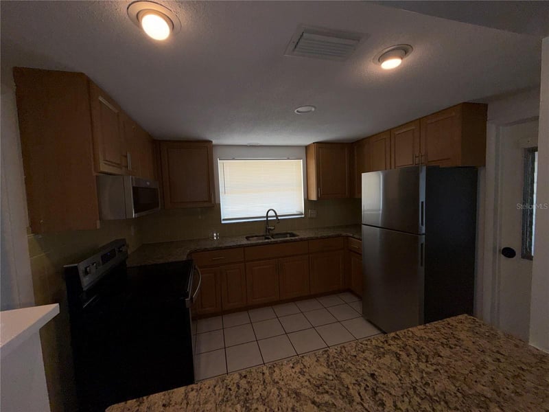 7905 Mimosa Dr, Port Richey, FL 34668
