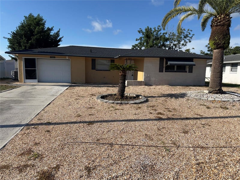 7905 Mimosa Dr, Port Richey, FL 34668