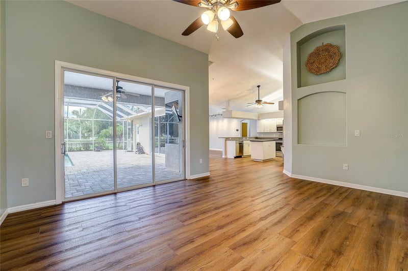 143 Mill Rn E, Bradenton, FL 34212