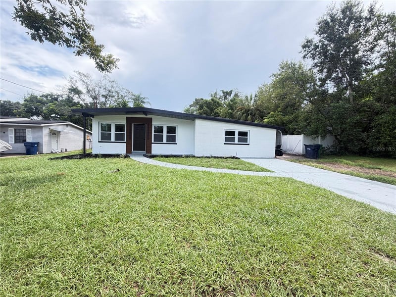 9505 N Willow Ave, Tampa, FL 33612