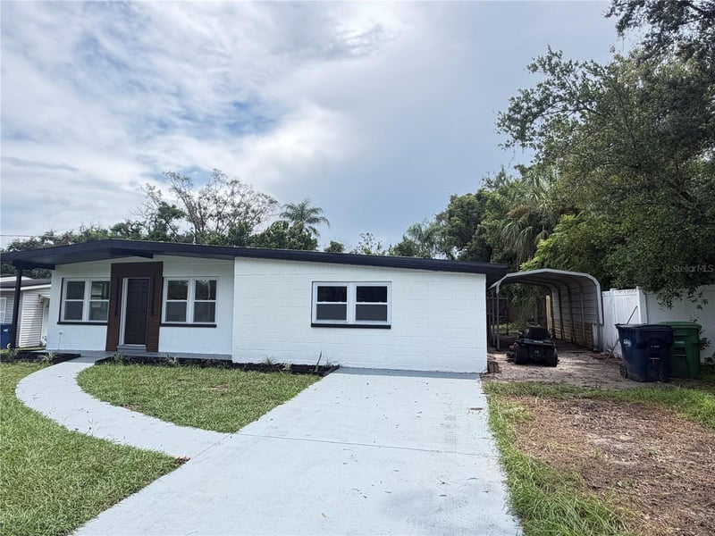 9505 N Willow Ave, Tampa, FL 33612