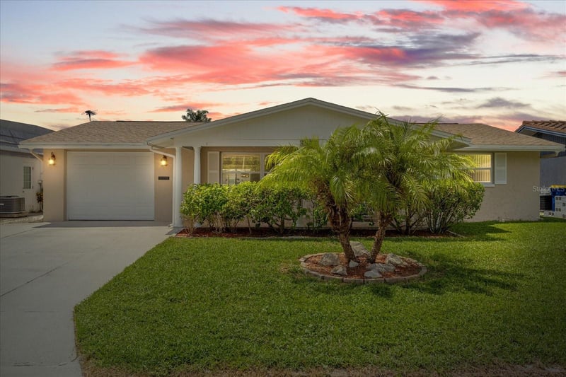 4933 Shell Stream Blvd, New Port Richey, FL 34652