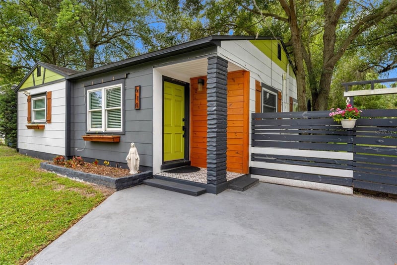 6114 N 23rd St, Tampa, FL 33610