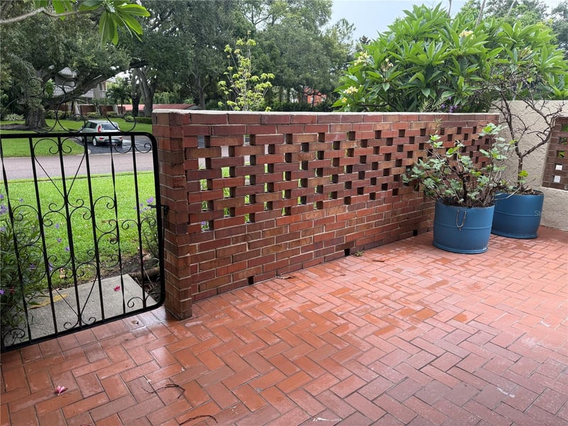 1012 Pearce Dr #111, Clearwater, FL 33764