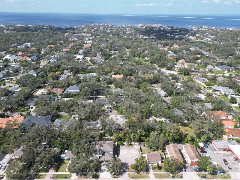 3013 S Manhattan Ave, Tampa, FL 33629