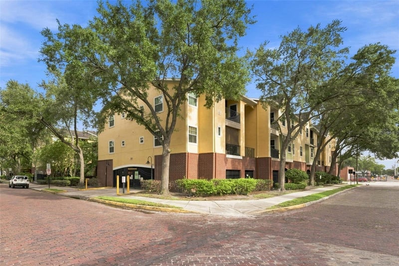 2010 E Palm Ave #14320, Tampa, FL 33605