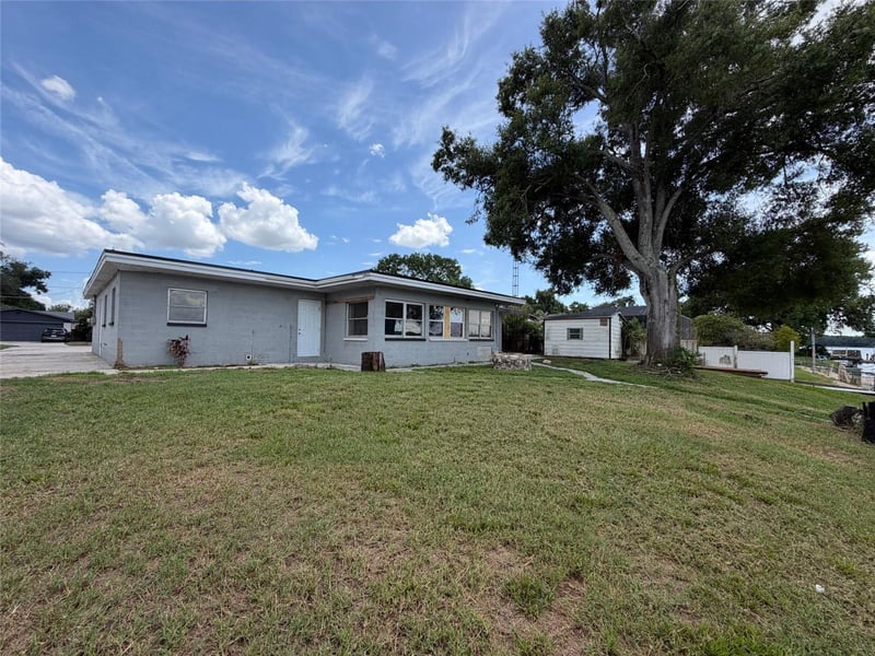 6907 Spencer Cir, Tampa, FL 33610