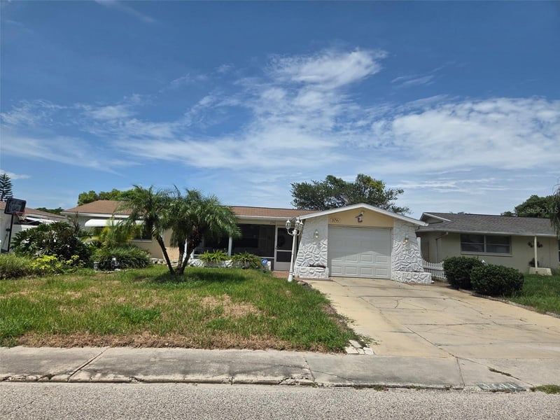 3741 Chaffey Dr, New Port Richey, FL 34652