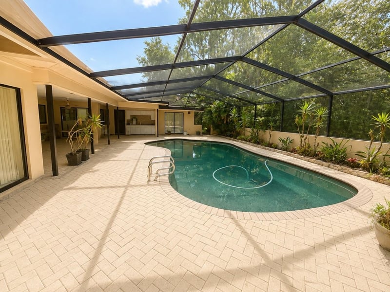 6701 Pemberton View Dr, Seffner, FL 33584