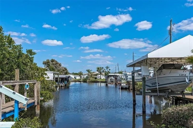 9 Tennessee St, Palmetto, FL 34221