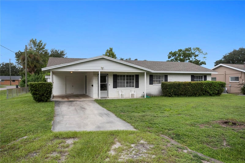 12002 Gaines Ct, Tampa, FL 33618