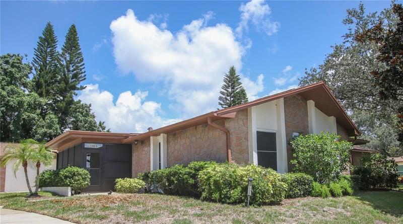 2360 Shelly Dr #B, Palm Harbor, FL 34684