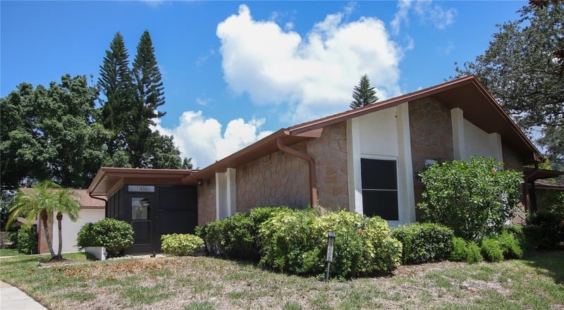 2360 Shelly Dr #B, Palm Harbor, FL 34684