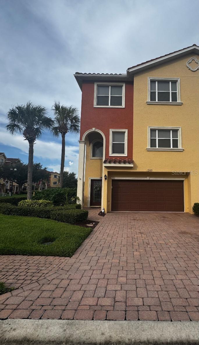 1205 3rd St Cir E, Palmetto, FL 34221