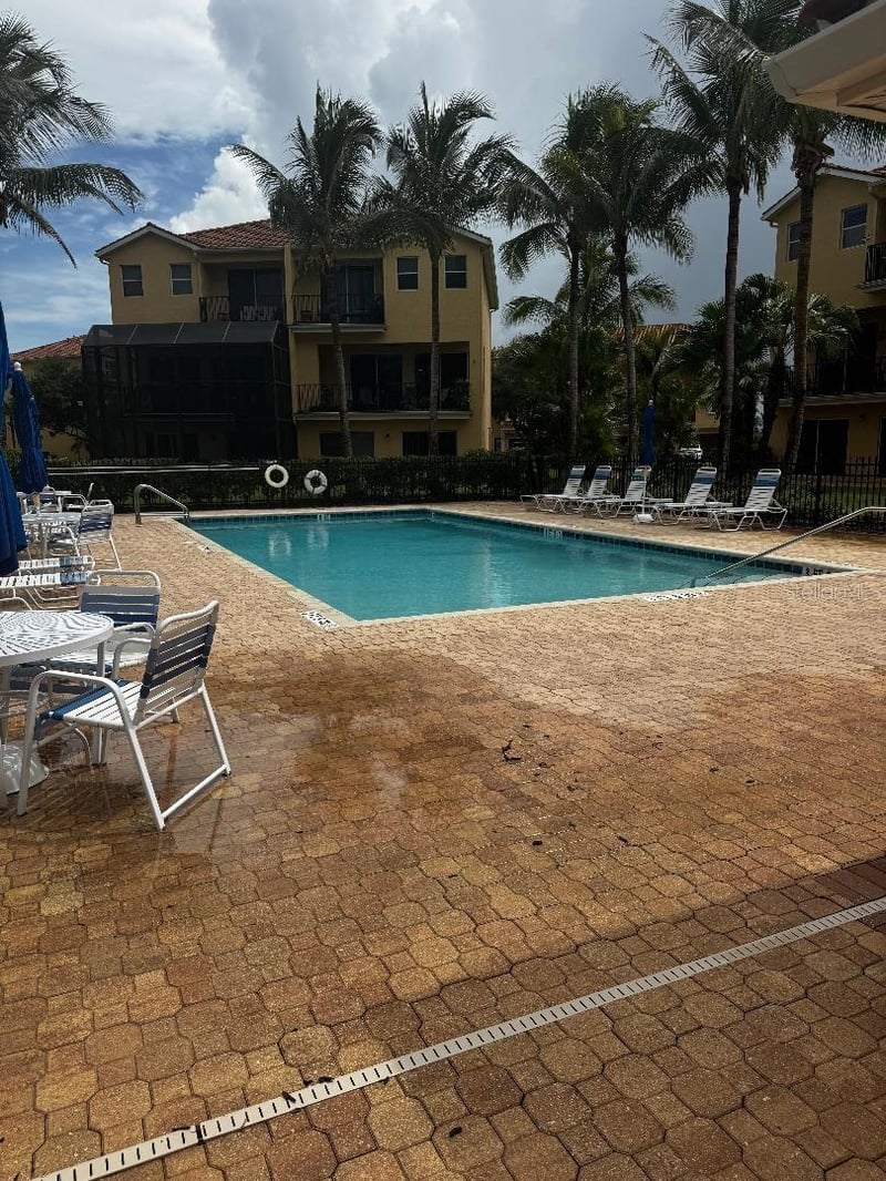 1205 3rd St Cir E, Palmetto, FL 34221