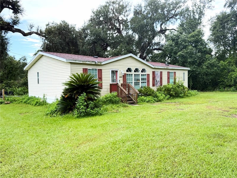 36910 Sunshine Rd, Zephyrhills, FL 33541