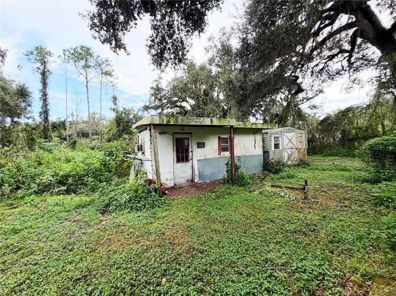 36910 Sunshine Rd, Zephyrhills, FL 33541
