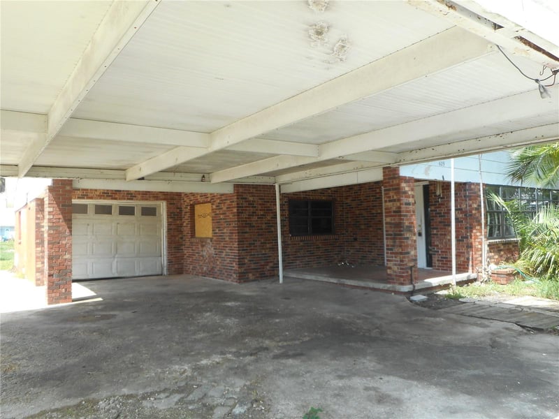 609 1st Ave NW, Ruskin, FL 33570