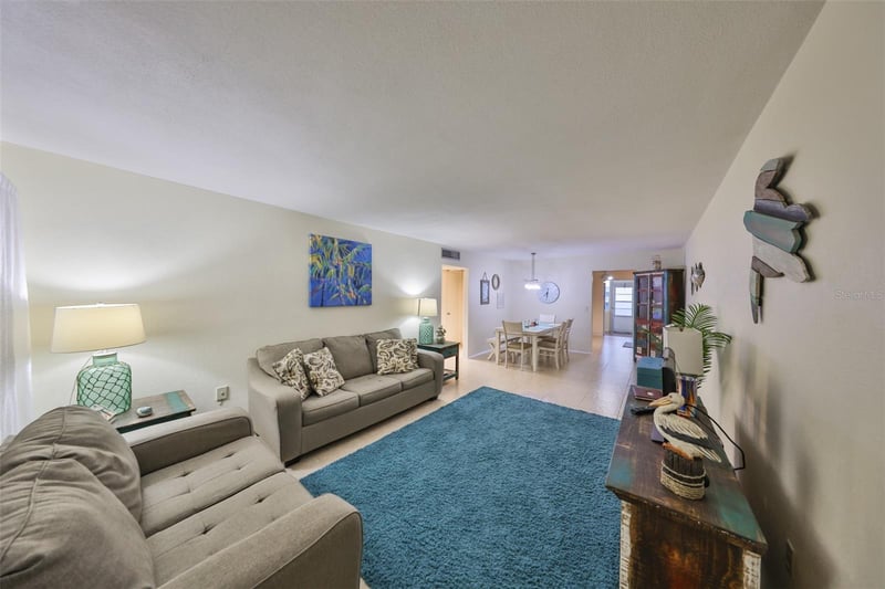 5155 9th Ave N #102, St Petersburg, FL 33710