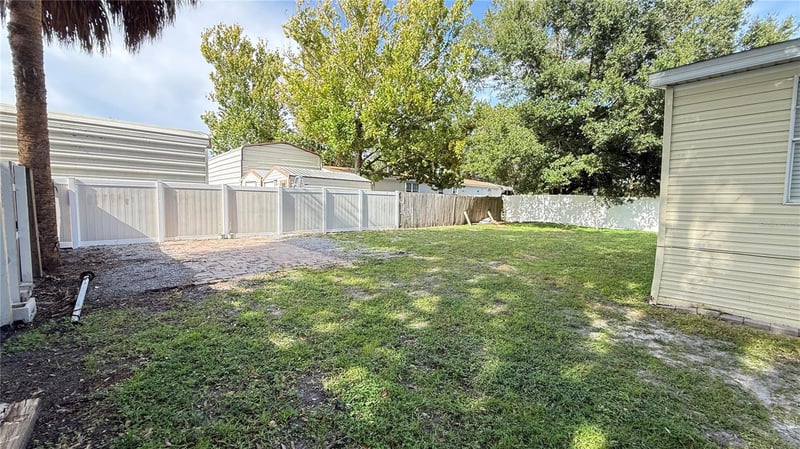 10404 Brussels Dr, Riverview, FL 33578