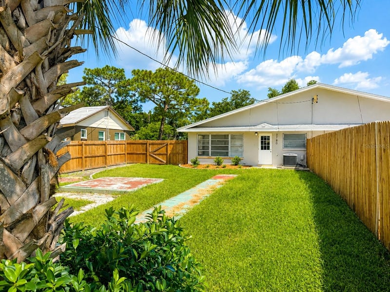 3770 50th Ave N, St Petersburg, FL 33714