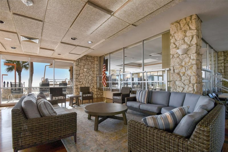 17900 Gulf Blvd #15D, Redington Shores, FL 33708