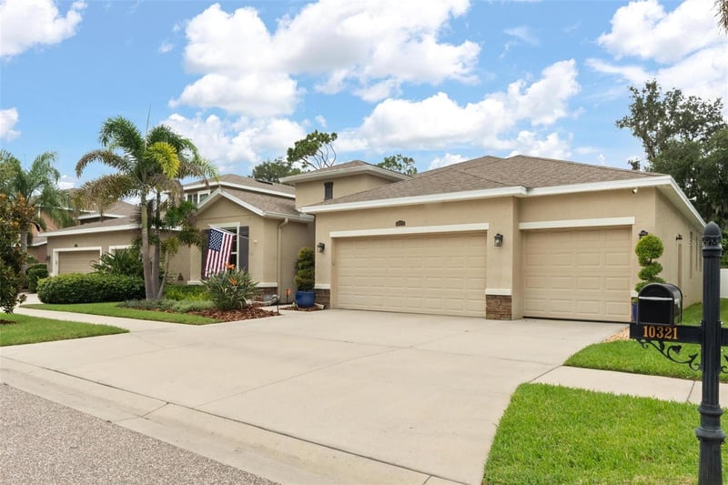 10321 Riverdale Rise Dr, Riverview, FL 33578
