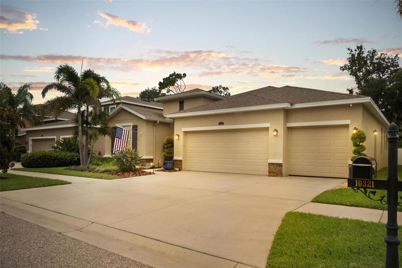10321 Riverdale Rise Dr, Riverview, FL 33578