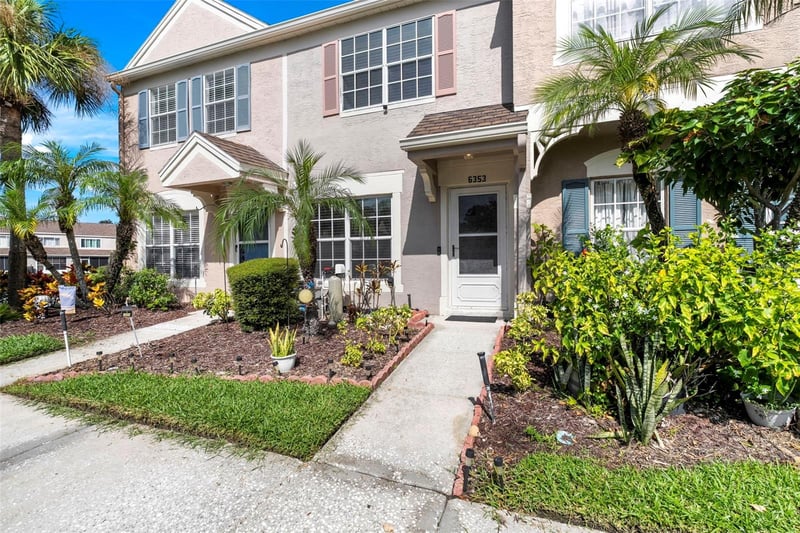 6353 Bayside Key Dr, Tampa, FL 33615