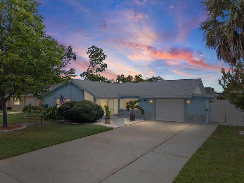 3845 Ming Tree Dr, New Port Richey, FL 34652