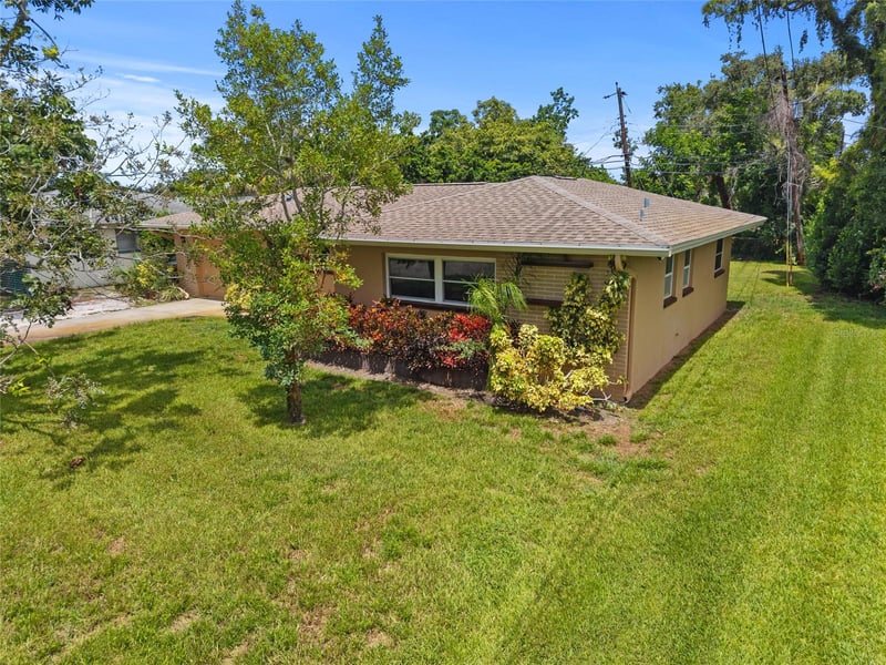 1225 63rd Ave S, St Petersburg, FL 33705