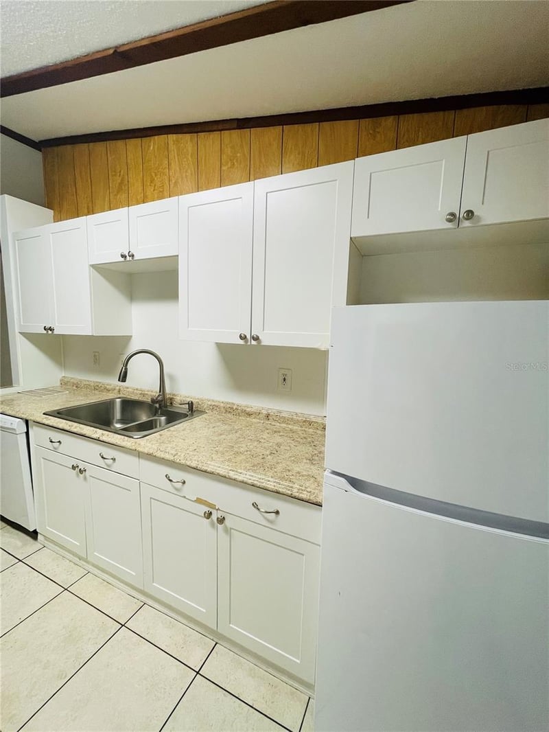 1335 S Martin Luther King Jr Ave, Clearwater, FL 33756