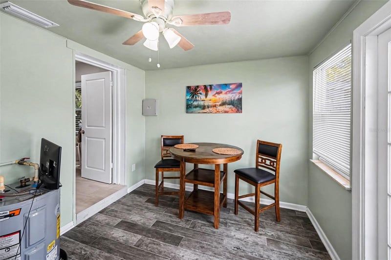 4611 17th Ave N, St Petersburg, FL 33713