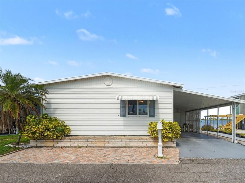 323 Terra Ceia Dr, Palmetto, FL 34221