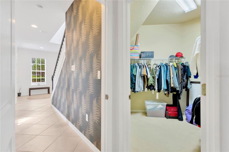 8307 Manor Club Cir #1, Tampa, FL 33647