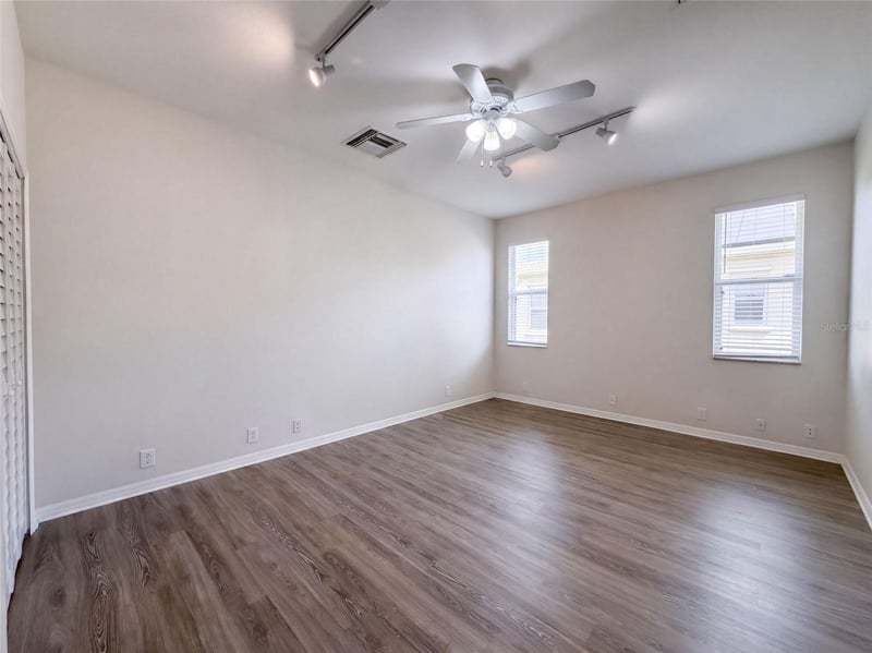 7414 39th Ct E, Sarasota, FL 34243